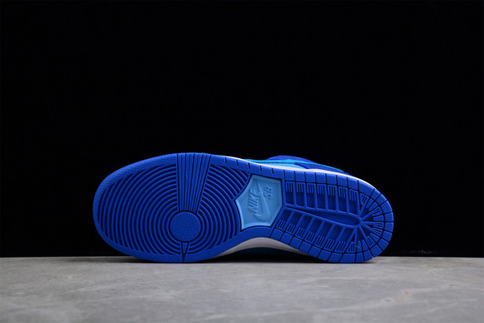 nike sb dunk low blue raspberry dm0807-400