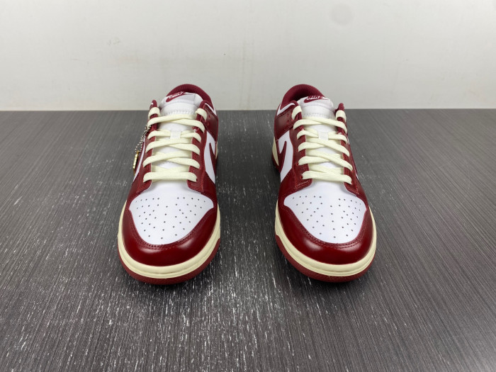dunk low prm “team red” j4555-100