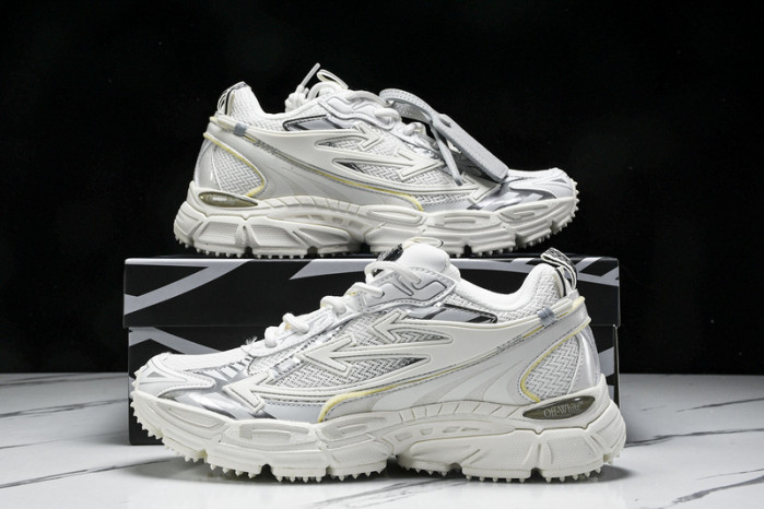 c/o sneakers co-002
