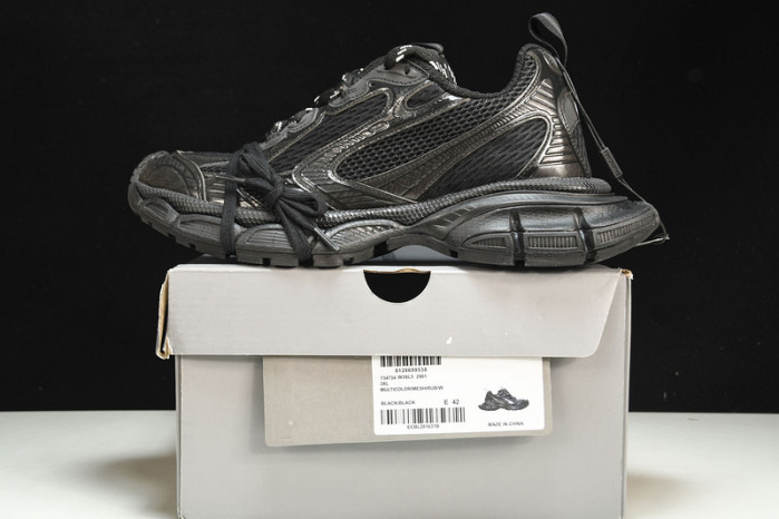 Ba*len*cia*ga track trainer btt-079