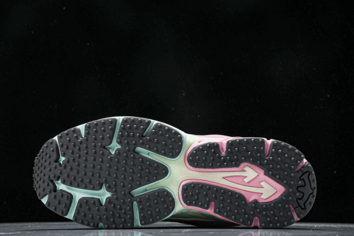 c/o sneakers co-003