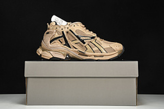 Ba*len*cia*ga track trainer btt-070