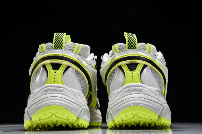 c/o sneakers co-009