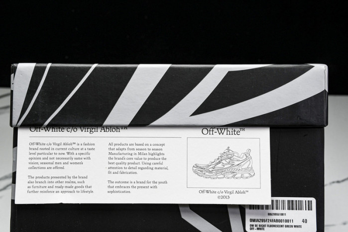 c/o sneakers co-009
