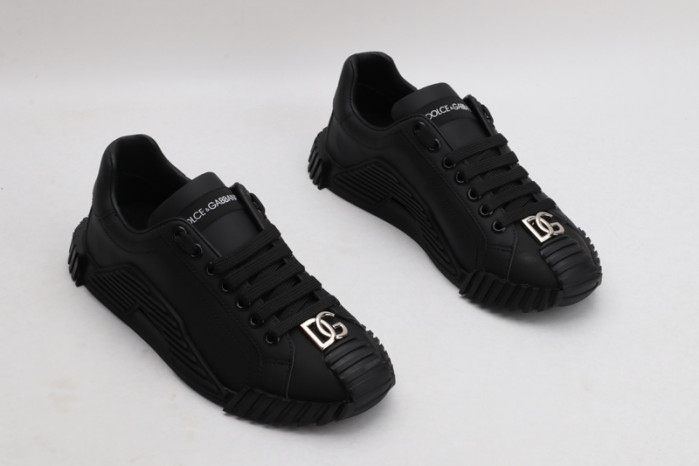 dg  sneakers  dg -056