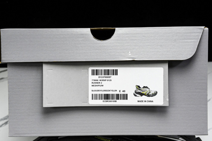 Ba*len*cia*ga track runner btt-205