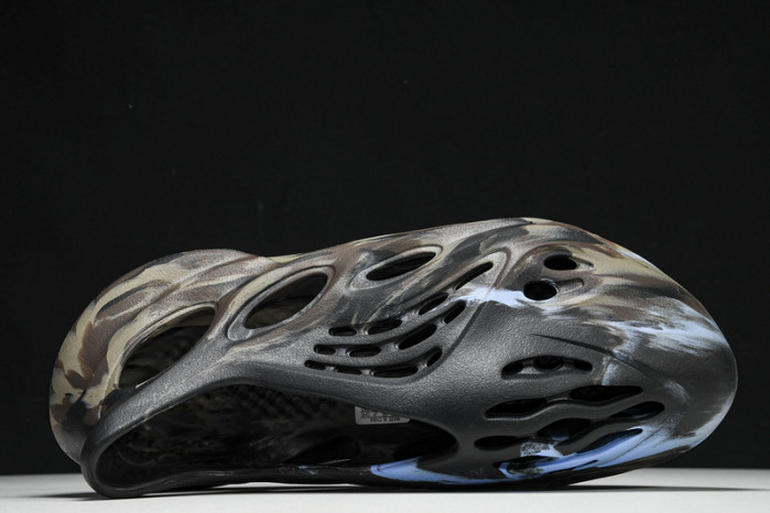 ye**ezy slide id4126