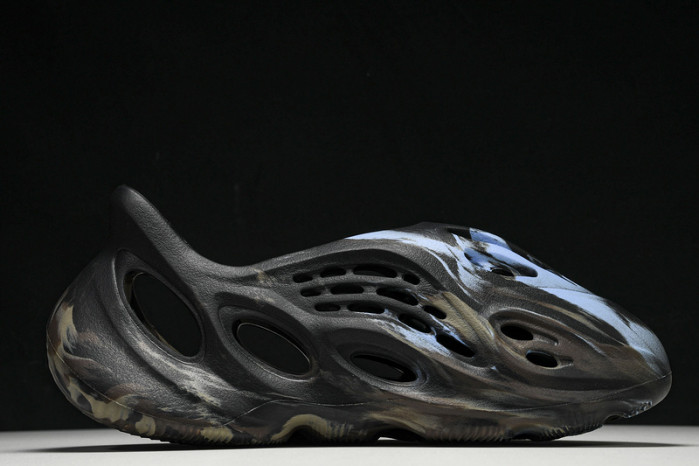 ye**ezy slide id4126