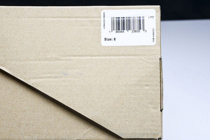 yee**zy slide  ie4931