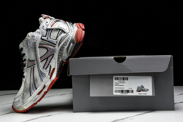 Ba*len*cia*ga track runner btt-193