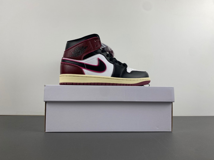 air jordan 1 mid fq7818-101