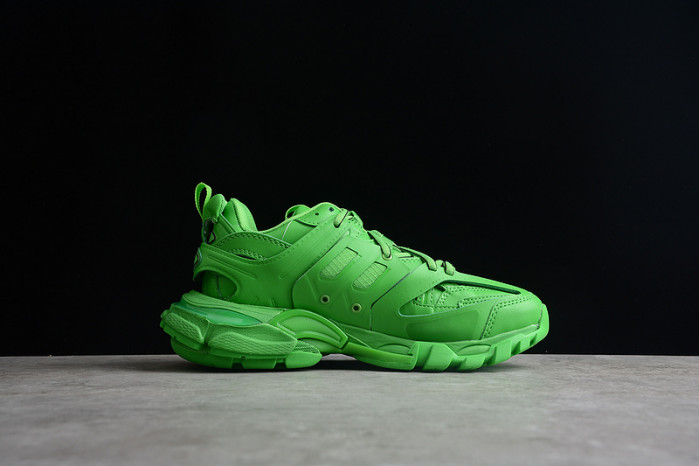 Ba*len*cia*ga track trainer