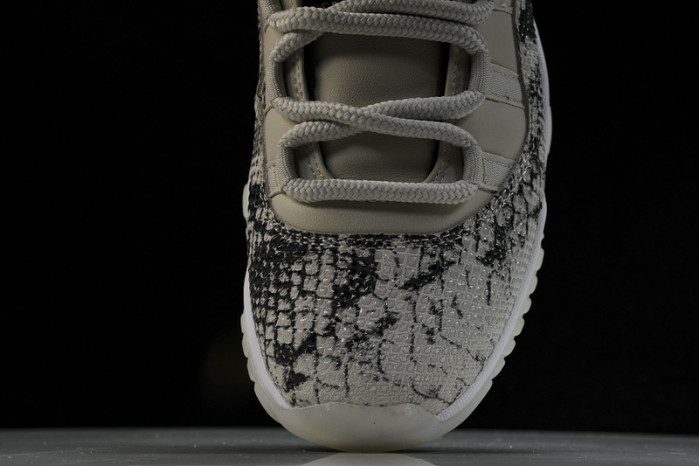 jordan 11 retro low snakeskin cd6847-002