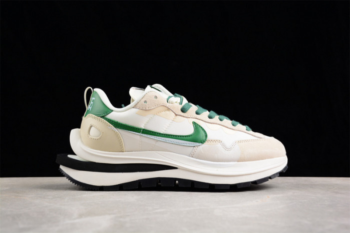 sacai x vaporwaffle   dd1875-105