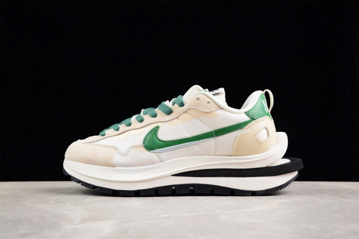 sacai x vaporwaffle   dd1875-105