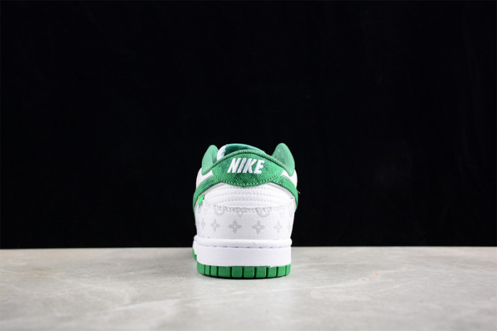 nk dunk low *lv  lv0526-597