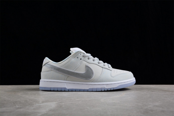 nike sb dunk low “white lobster” fd8776-100