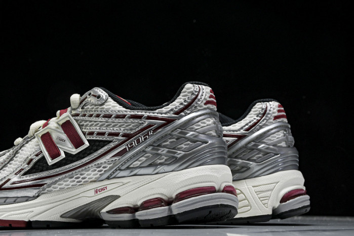 new balance nb-116