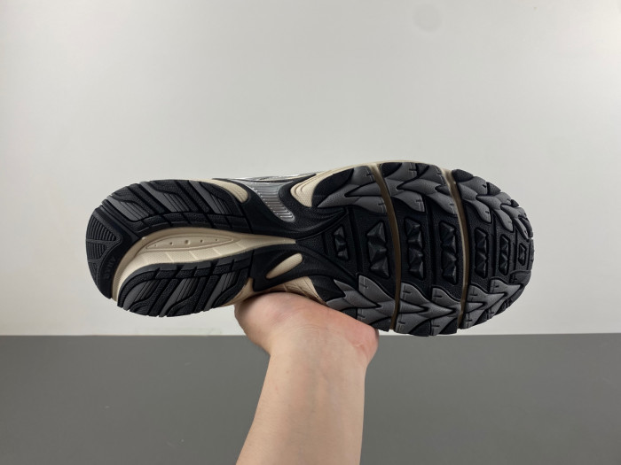 a.*sic*s g*el "white silver" 1203a497-200